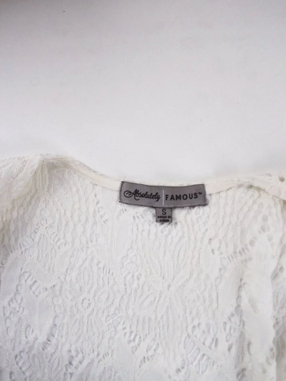 White Lace Kimono Cardigan Open-Front Small Boho Fairy Absolutely Famous - Picture 3 of 8